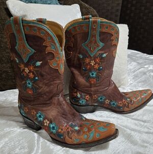 Old Gringo Brown Leather Boots With Embroidery. Size 8 EUC!! Size 8.